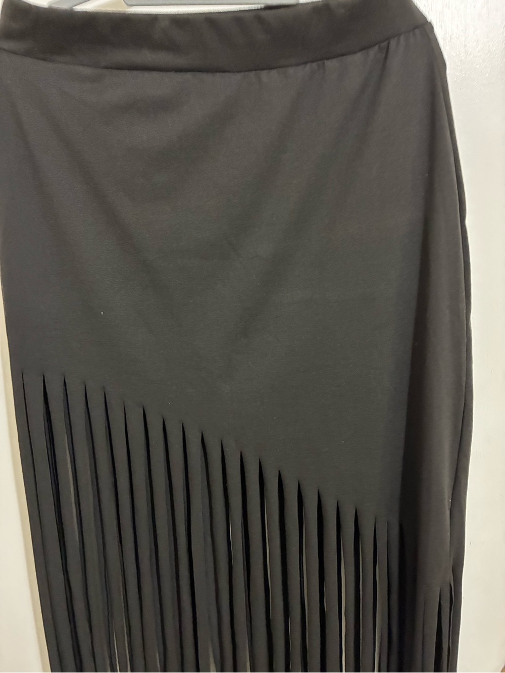 Black Fringe Midi Skirt - Women size large - Picture 2 of 6